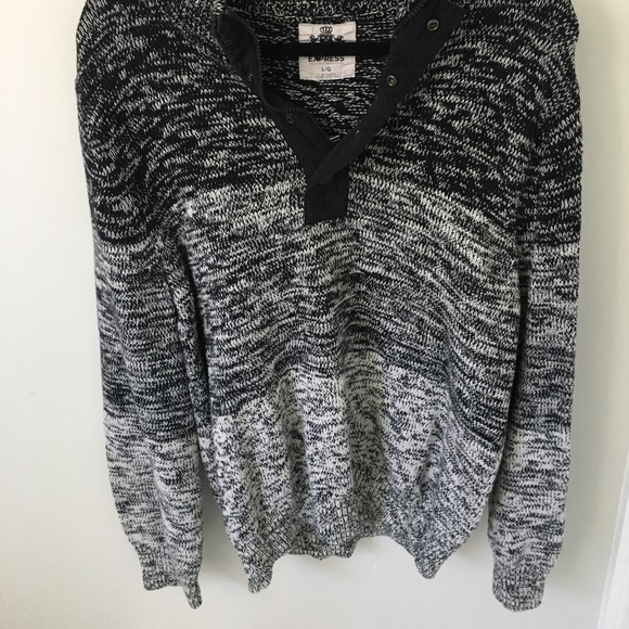 Express Sweater - Picture 7 of 7